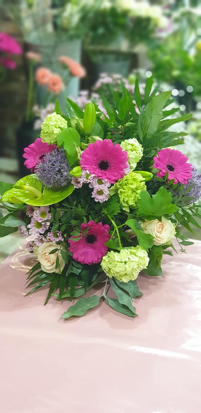 Bouquet Fête des Mères, par Fleurs Baccara, fleuriste à Dour