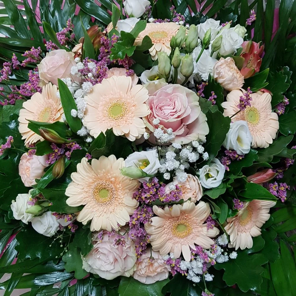 Bouquet Naissance, par Fleurs & Nature, fleuriste à Saintes