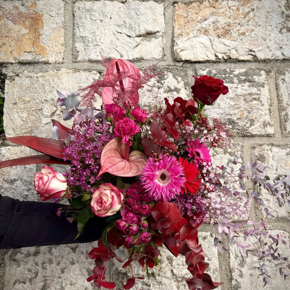 Bouquet Saint-Valentin, par Allard Fleurs, fleuriste à Antibes