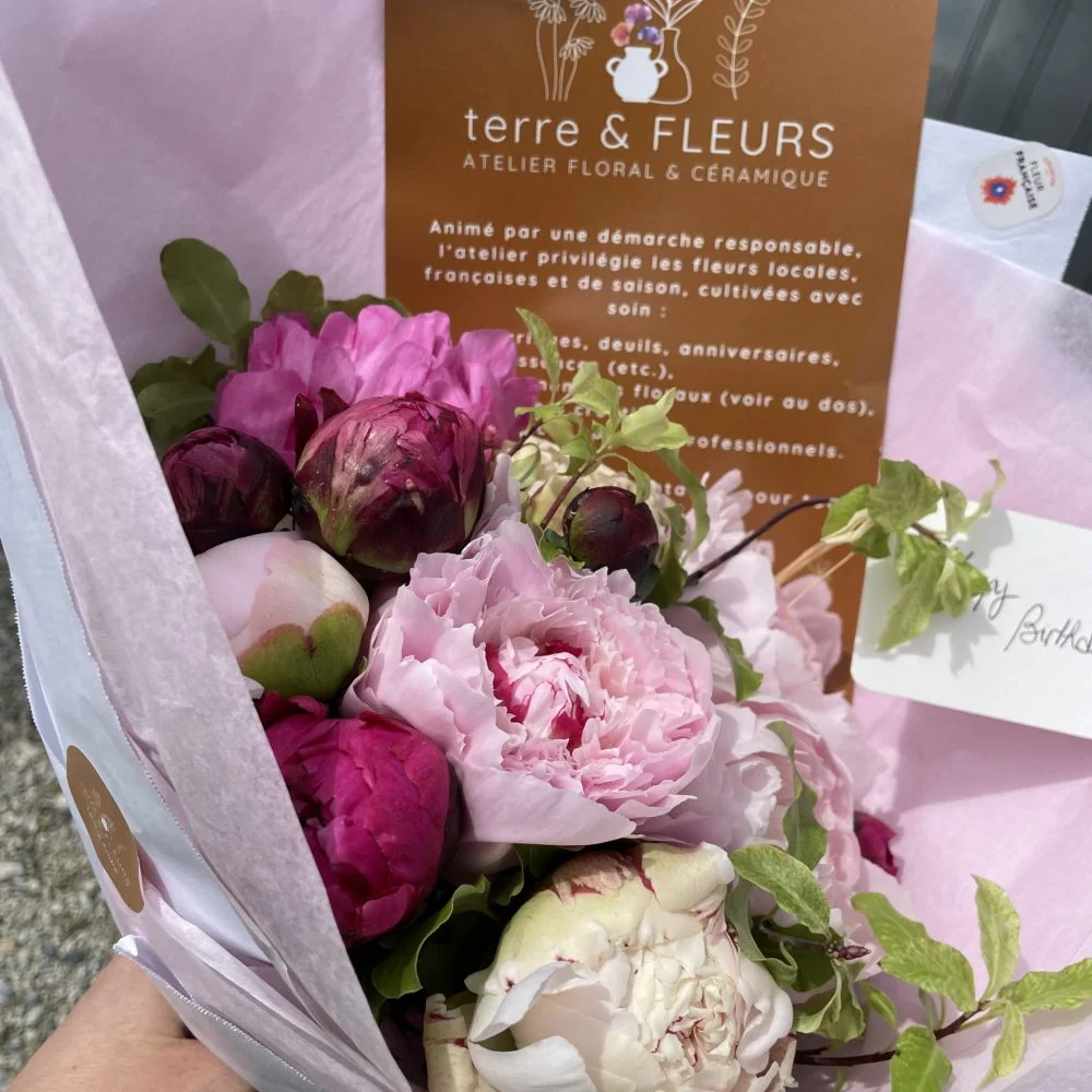 Bouquet de Pivoines, par Atelier floral'terre & FLEURS', fleuriste à Pléneuf-Val-André