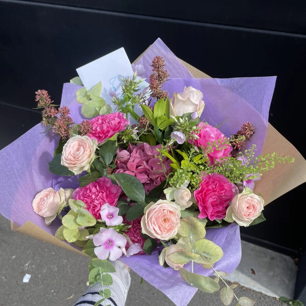 Bouquet Amour, par Les Imparfaites, fleuriste à Cesson-Sévigné