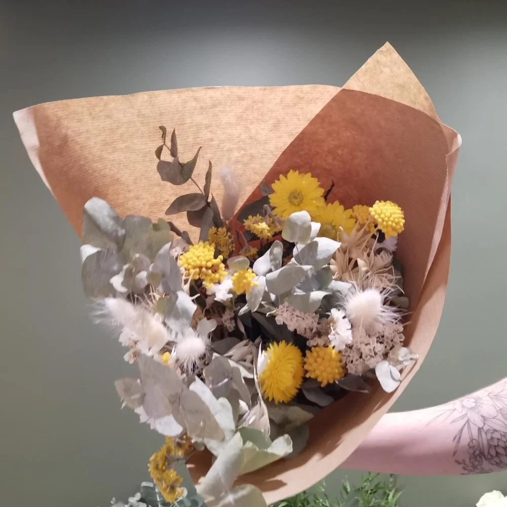 Bouquet de fleurs séchées, par Iberis Annecy, fleuriste à Annecy