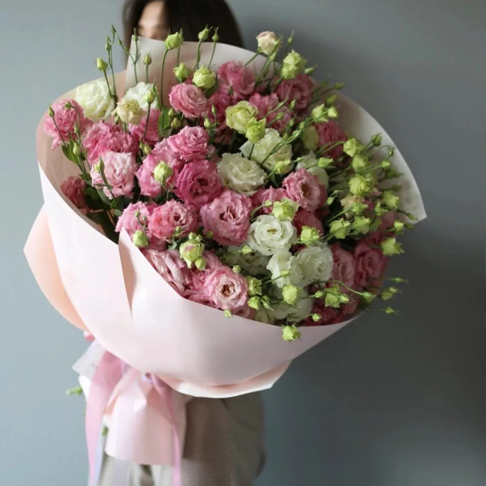 bouquet de lisianthus( couleur selon disponibilité), par Les fleurs de Célony, fleuriste à Aix-en-Provence