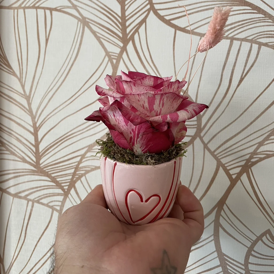 Un je t’aime, by Danser Fleurette, florist in Tergnier