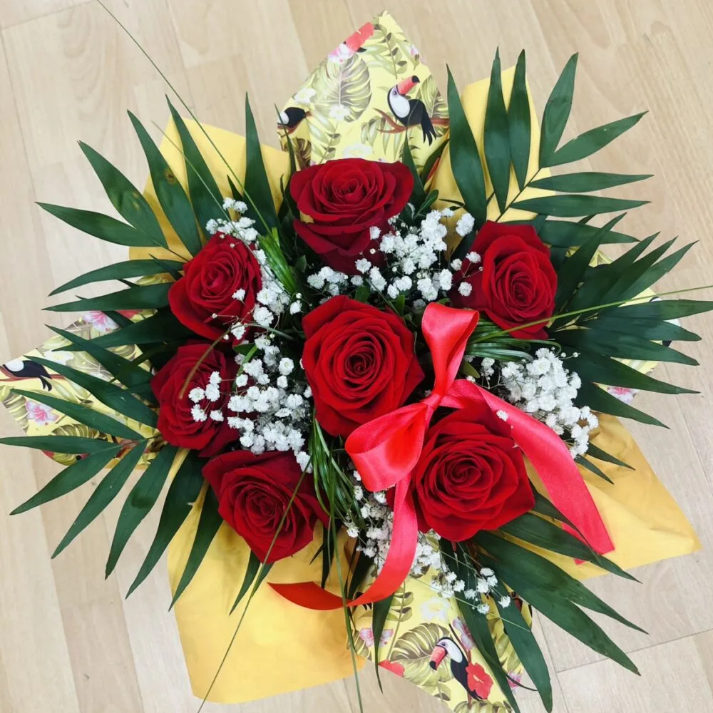 Bouquet Roses Rouges on, par Les jardins d'Anaïs, fleuriste à Marseille