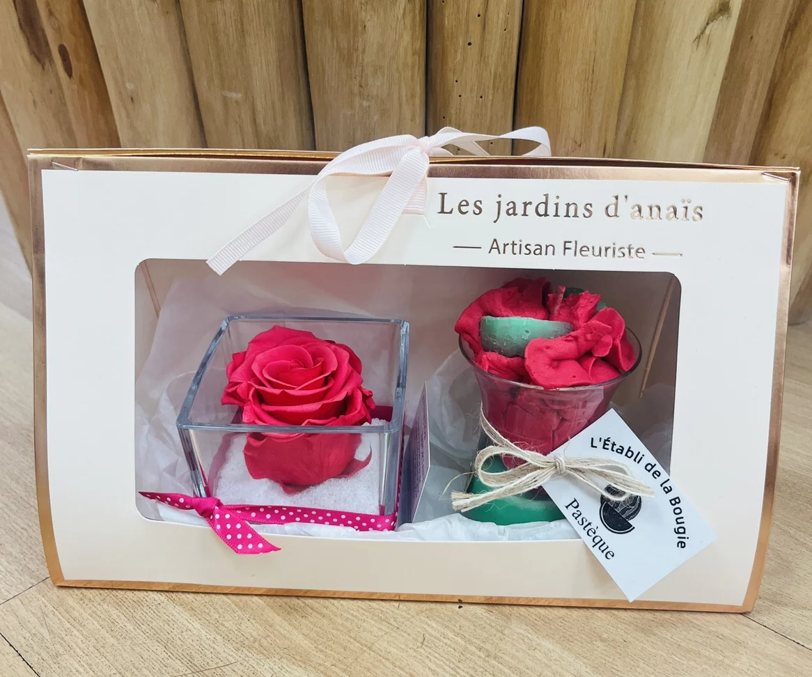 Coffret rose éternelle et sa bougie assortie, par Les jardins d'Anaïs, fleuriste à Marseille