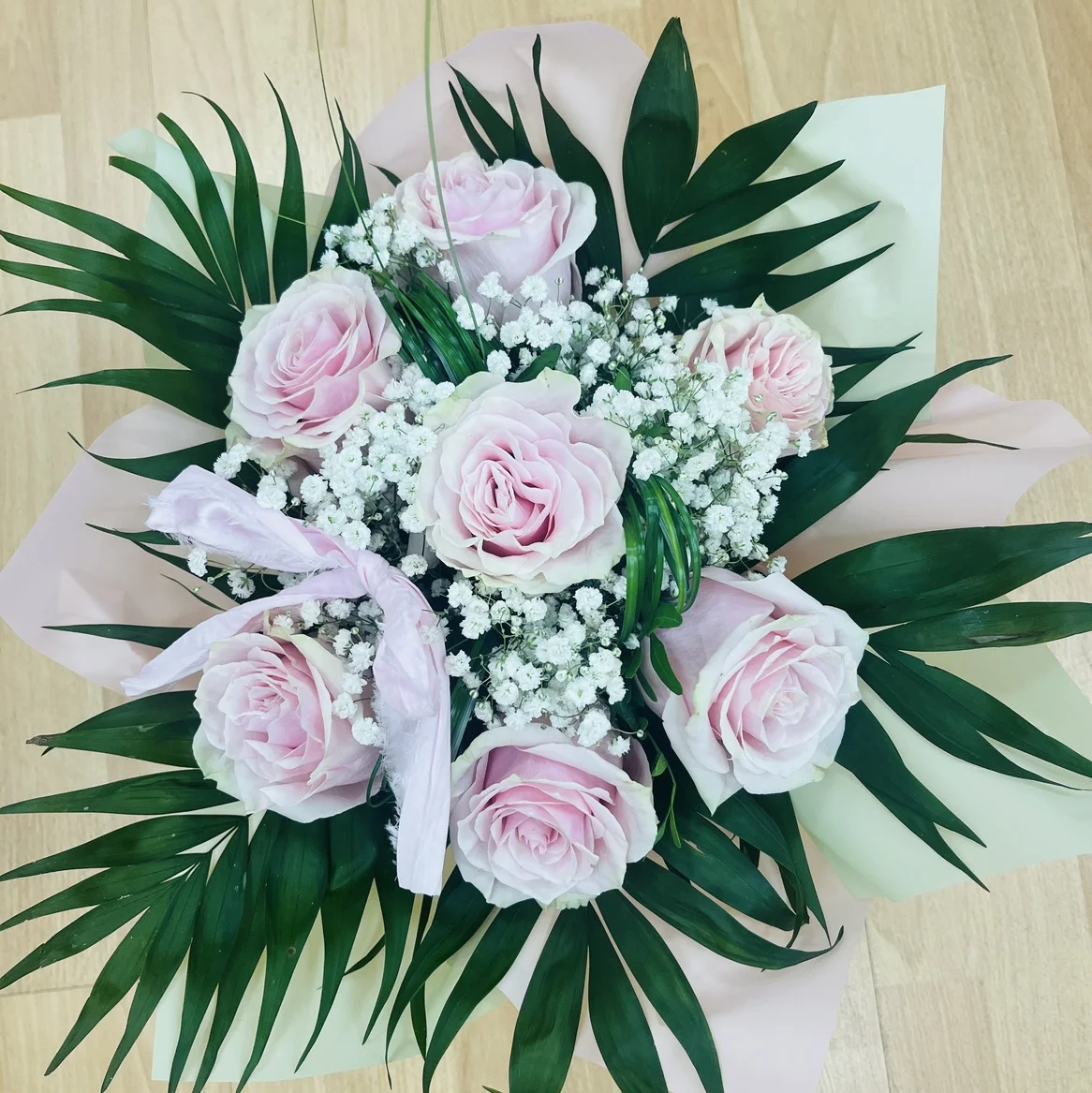 Bouquet de roses couleurs, par Les jardins d'Anaïs, fleuriste à Marseille