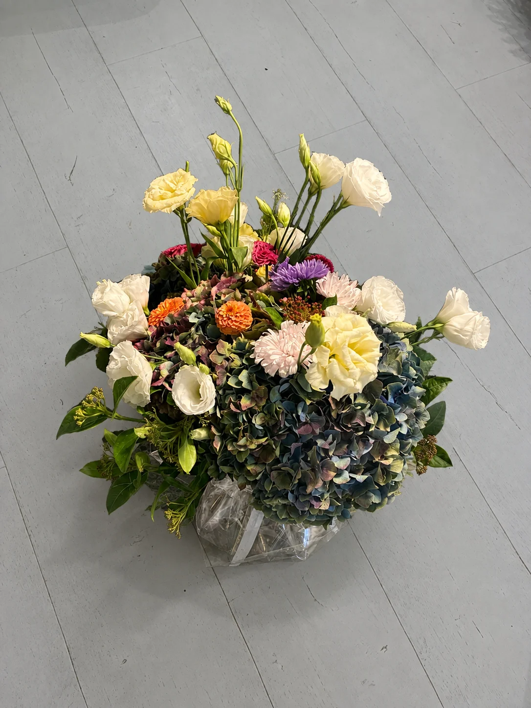Bouquet Deuil, par Hortense, fleuriste à Saint-Jean-de-Luz
