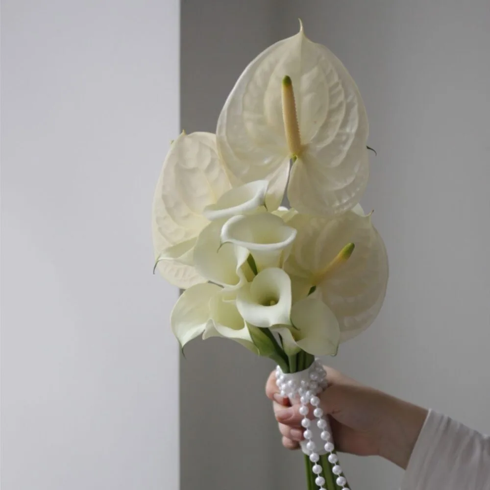 Anthurium Bride Bouquet - New Trend, par Betty Bloom Flowers, fleuriste à Schaerbeek