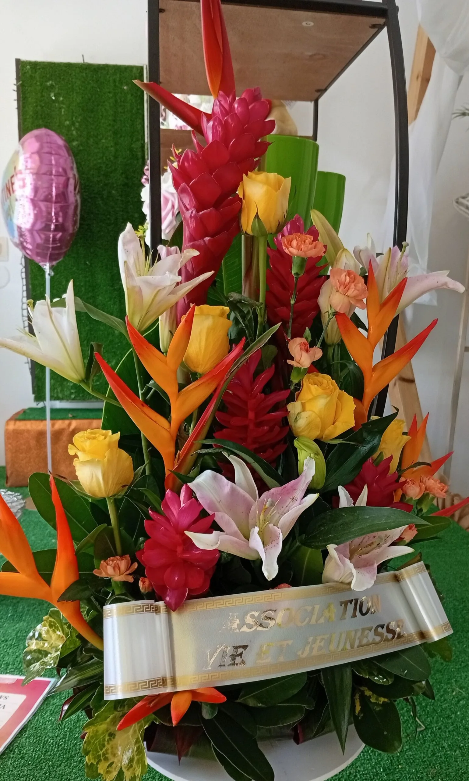 Devant de tombe, di Fragrance tropicale, fiorista a Capesterre-Belle-Eau