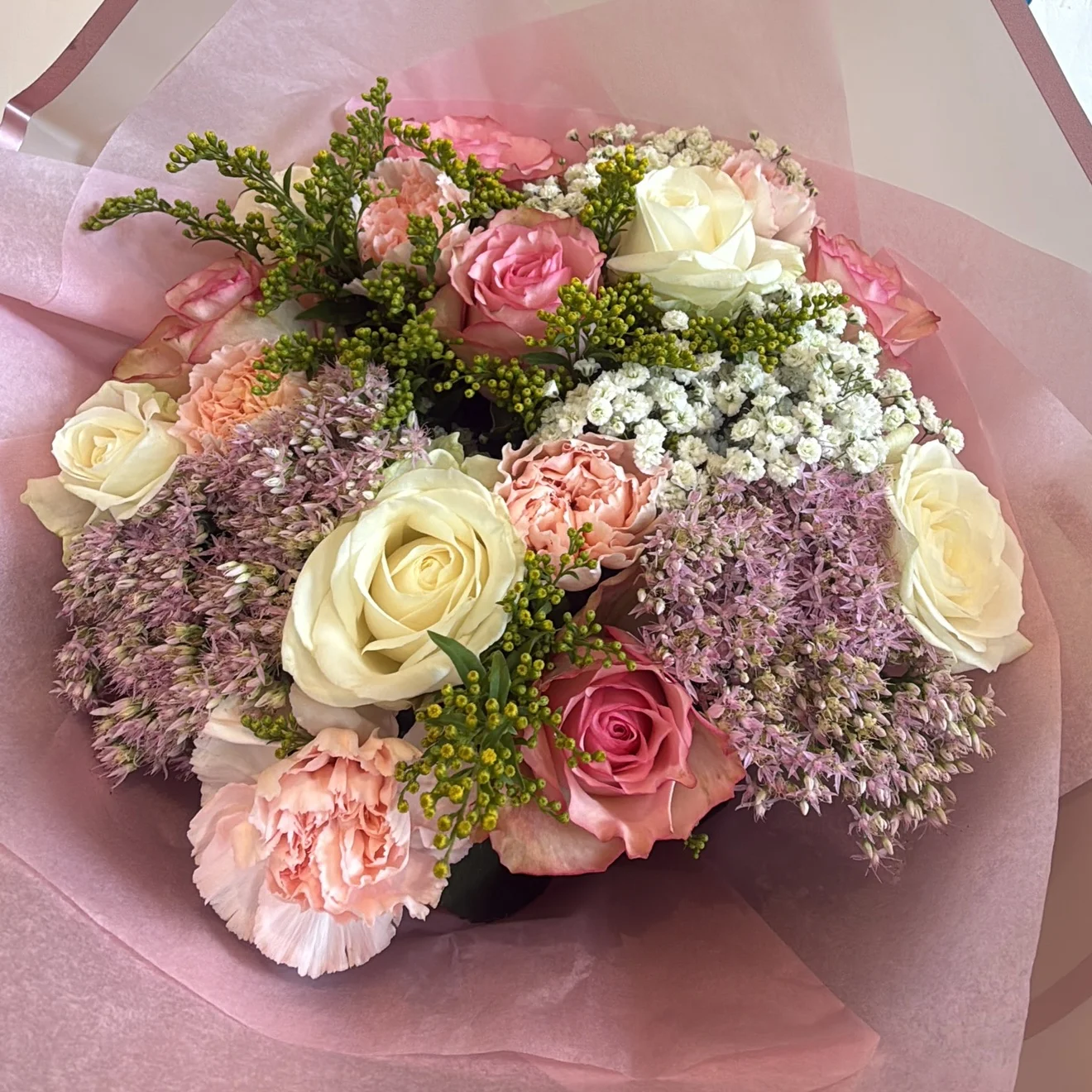 Bouquet Pink loves, di Betty Bloom Flowers, fiorista a Schaerbeek