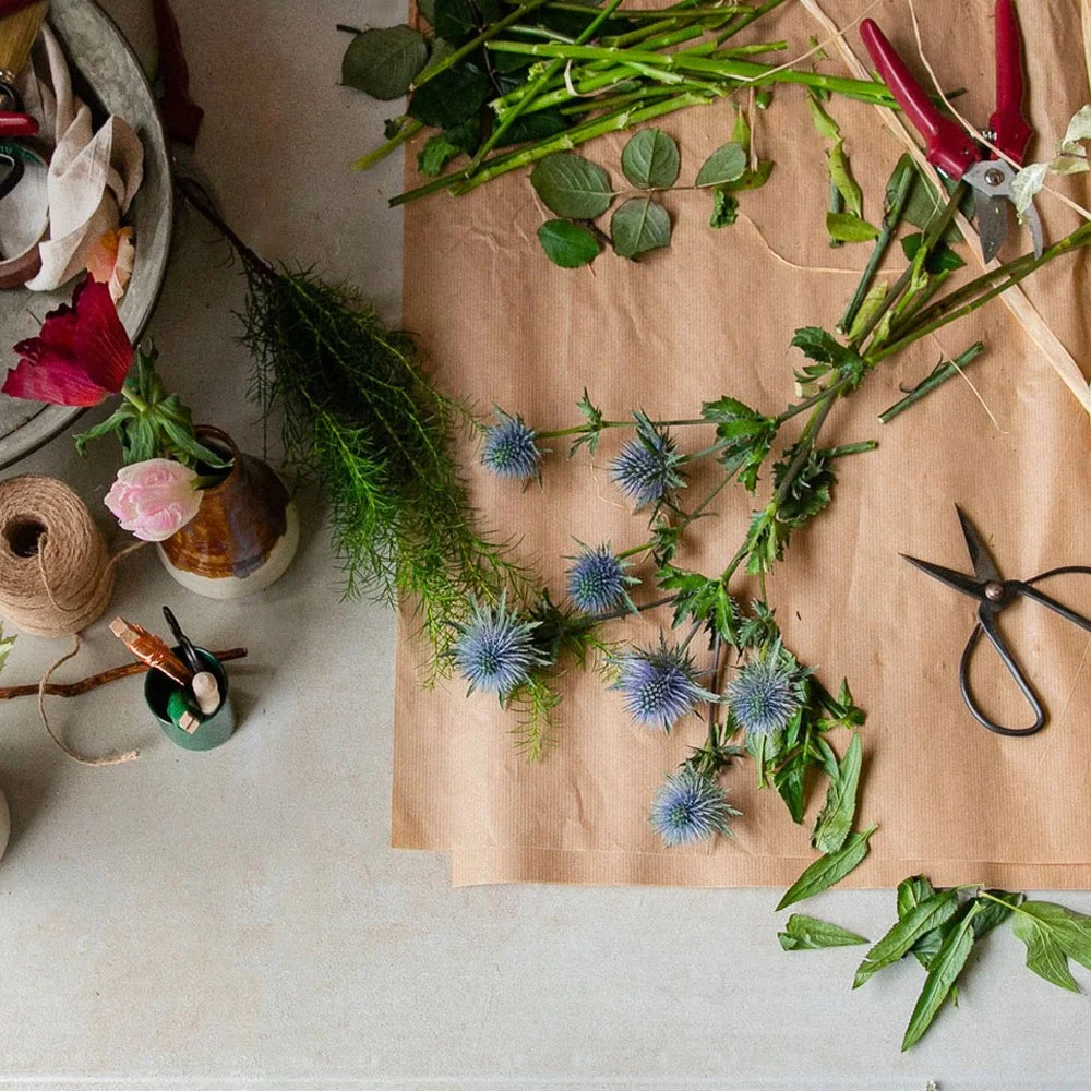 Ateliers floraux - Livraison de bouquets de fleurs par vos fleuristes préférés