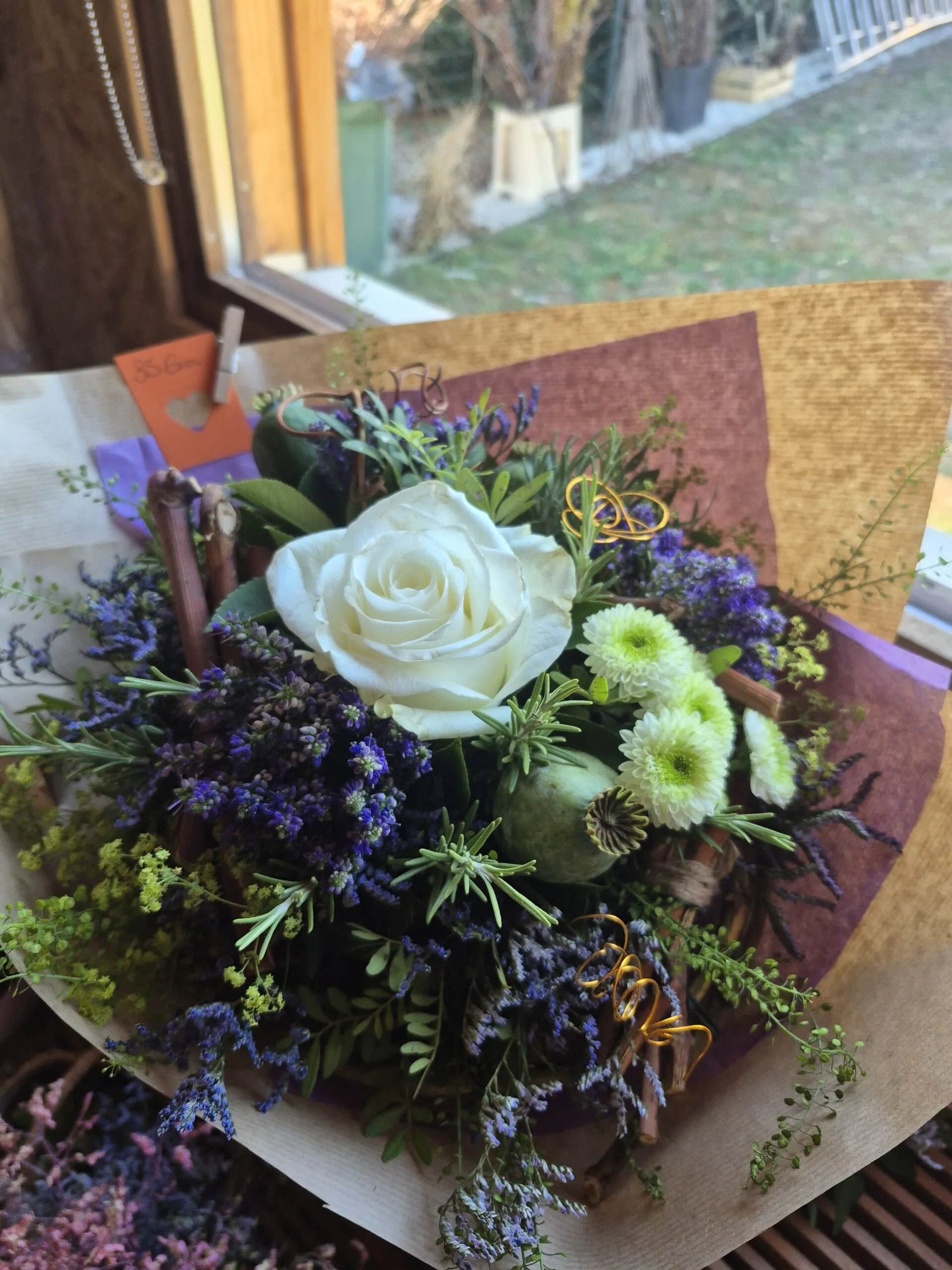 BOUQUET DE SAISON, par L'Atelier Floral de Marie, fleuriste à Saint-Brice
