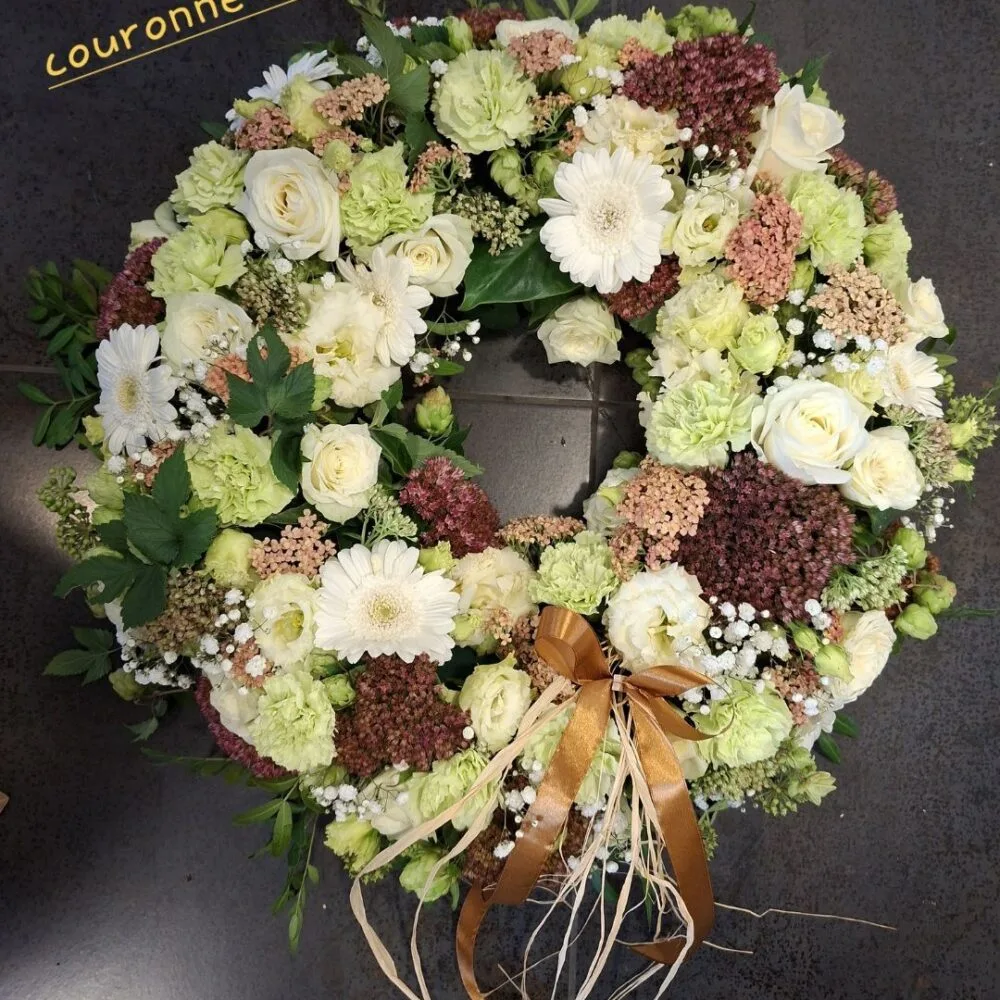 Couronne deuil, par A Fleur d'Elle, fleuriste à Tournai