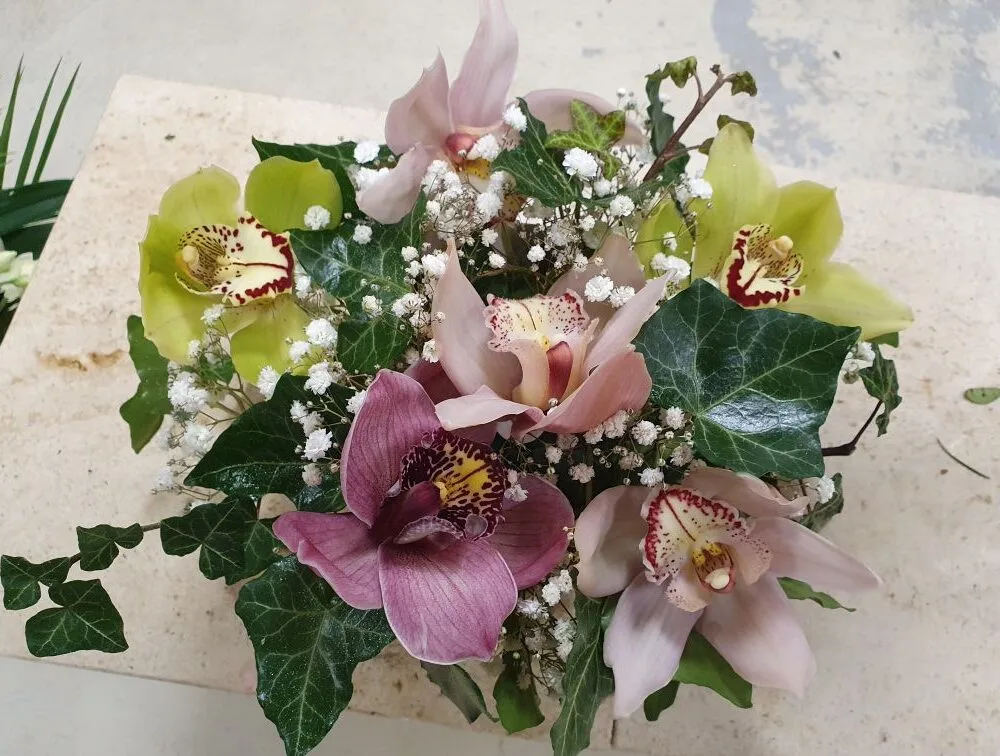 centre de table orchidée, par Steph Fleurs et Nature, fleuriste à Coignières