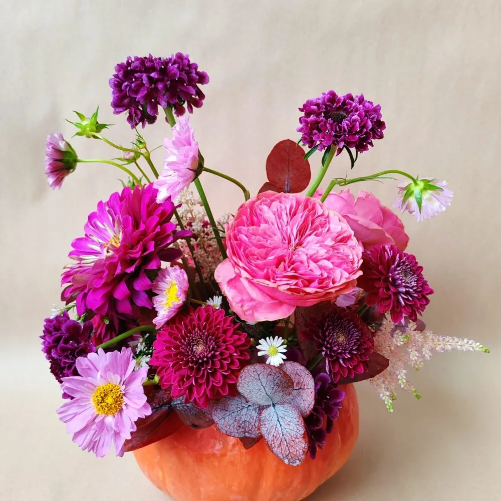Citrouille fleurie, par Les Rêveries d'Elise - Atelier Floral, fleuriste à Aix-en-Provence
